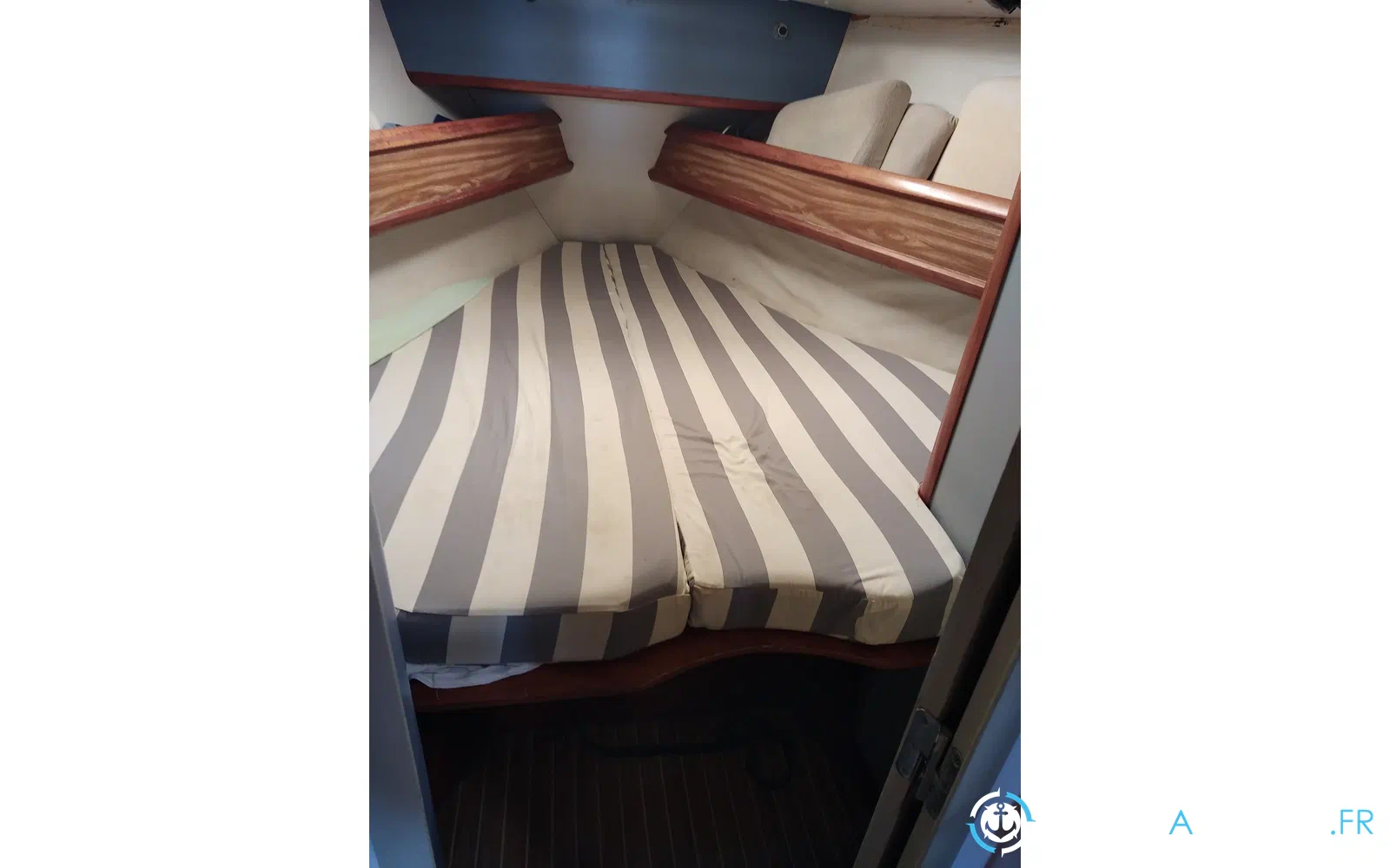 slider 12 Jeanneau Sun Odyssey 42.2