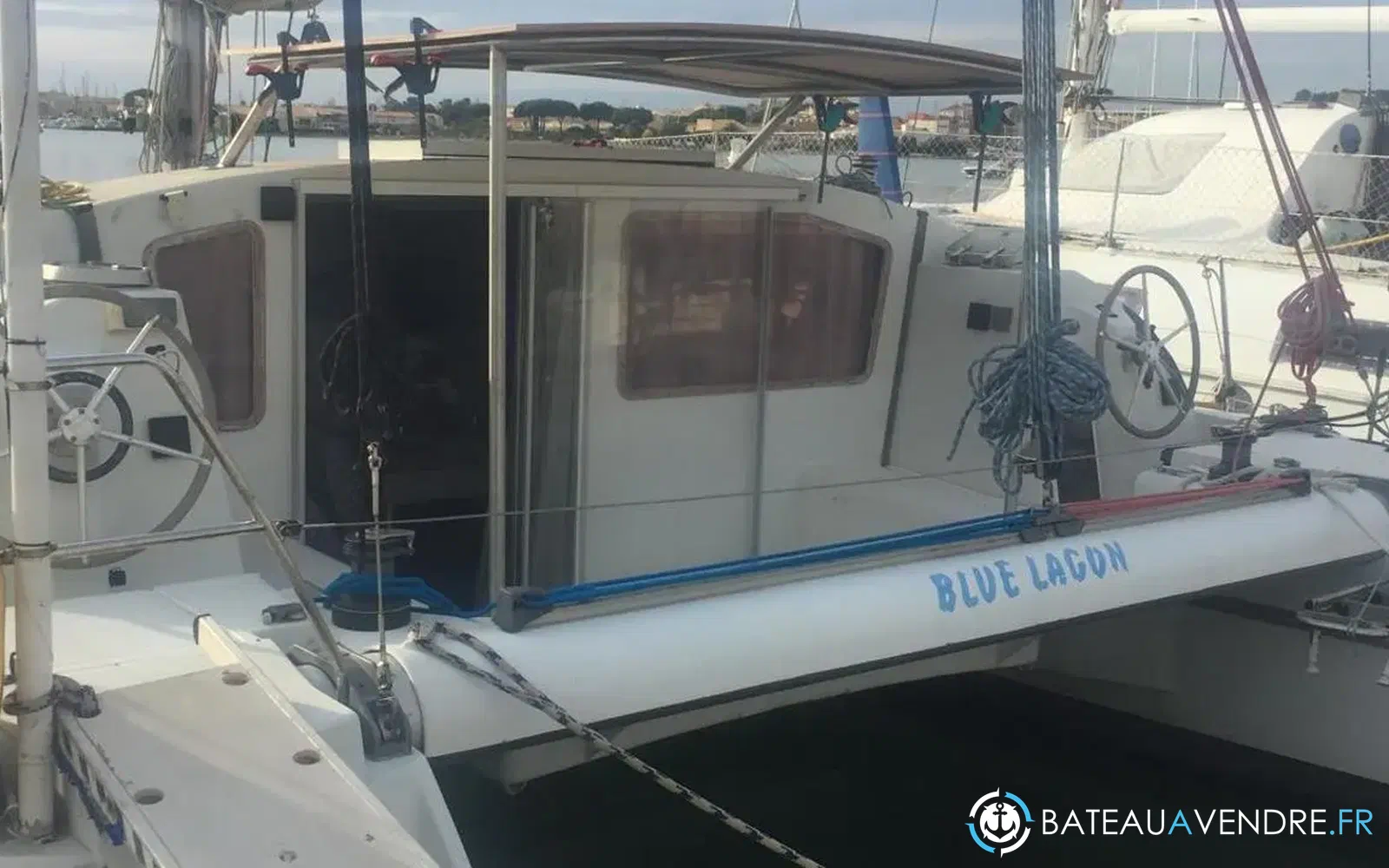 slider 2 Beneteau Blue 2