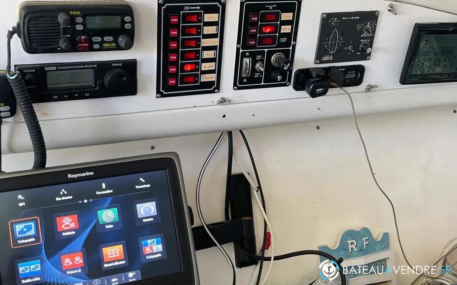slider 3 Beneteau Blue 2