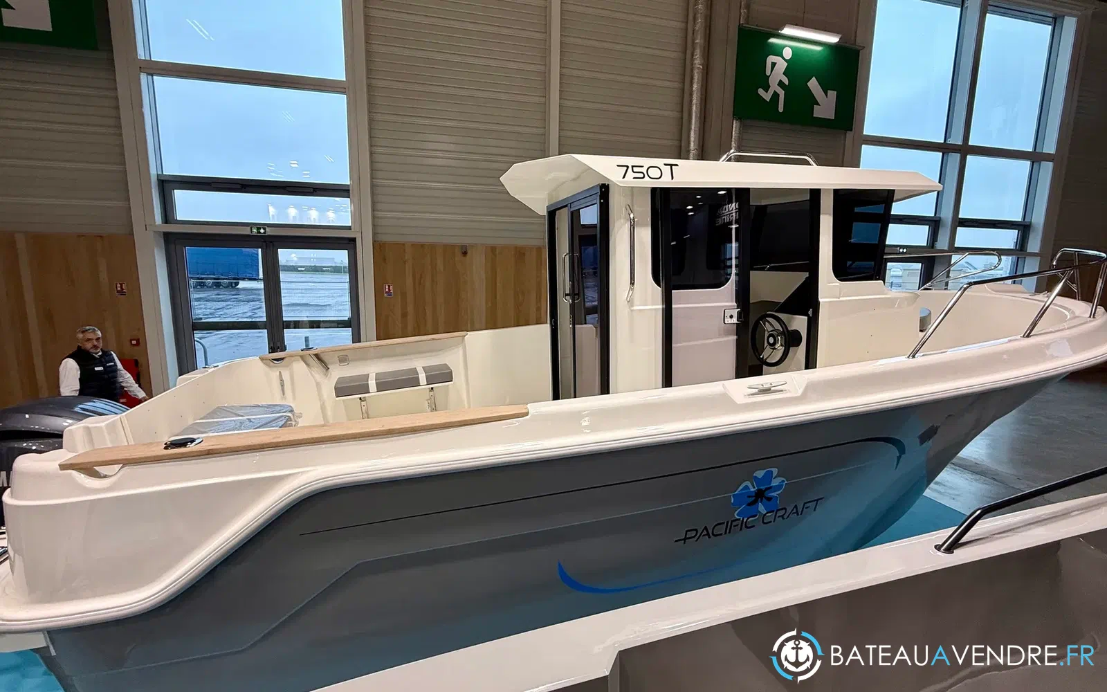 slider 2 Pacific Craft 750 TIMONIER