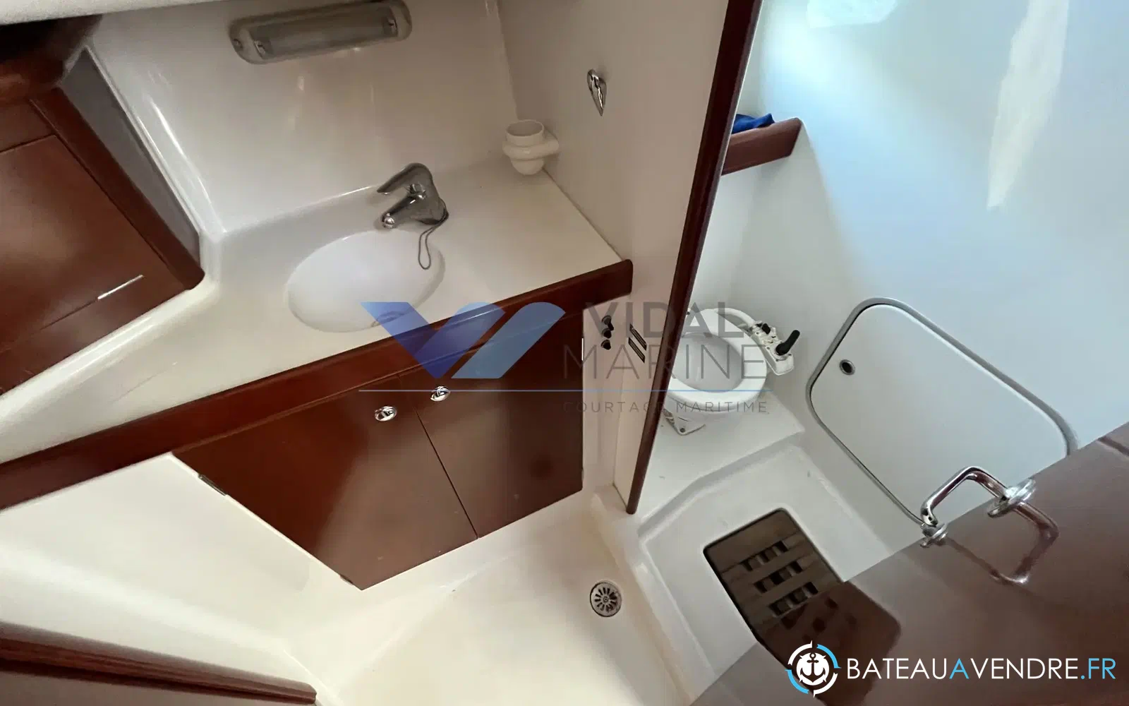 slider 8 Beneteau Antares 10.80