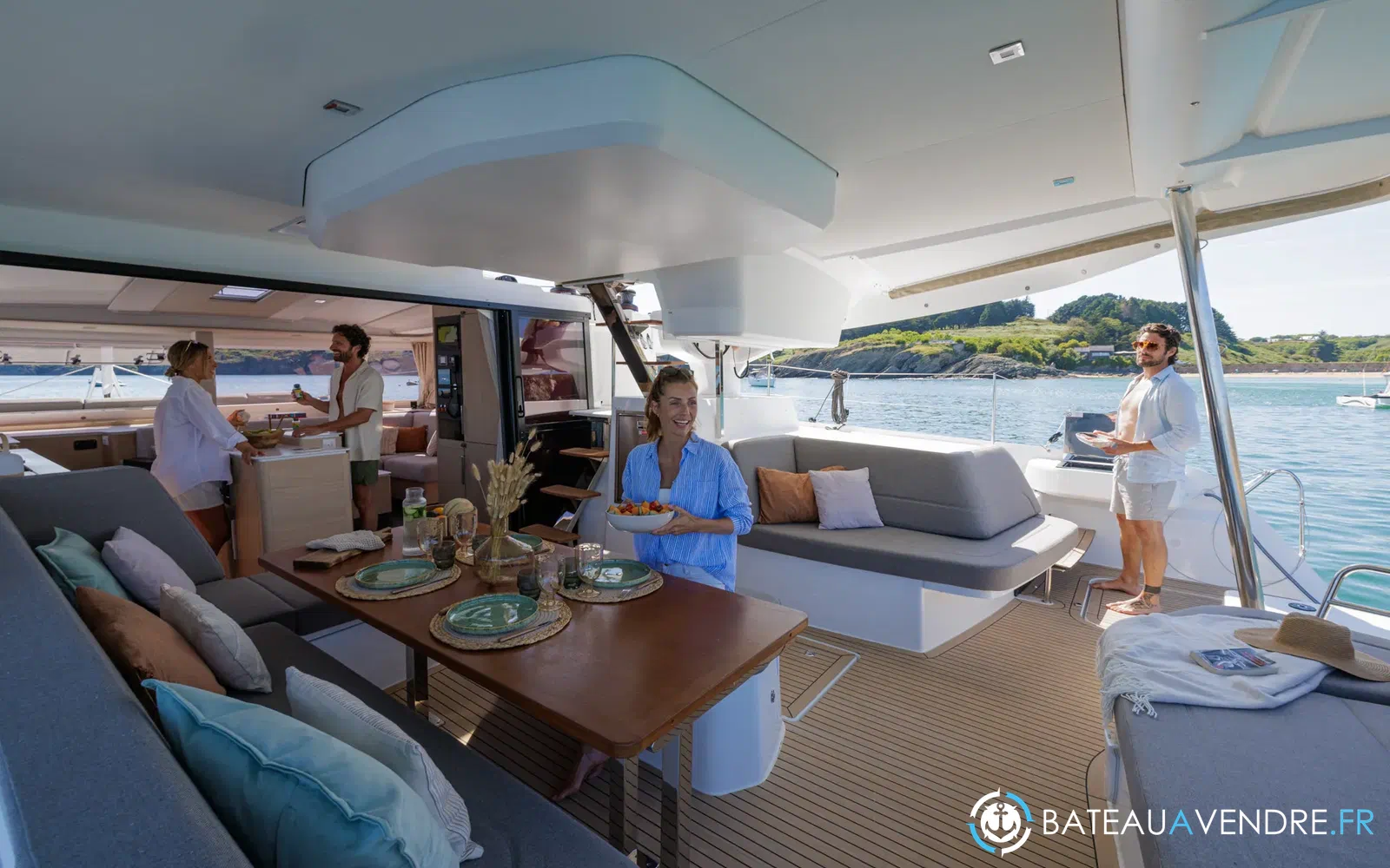 slider 11 Fountaine Pajot FP 48