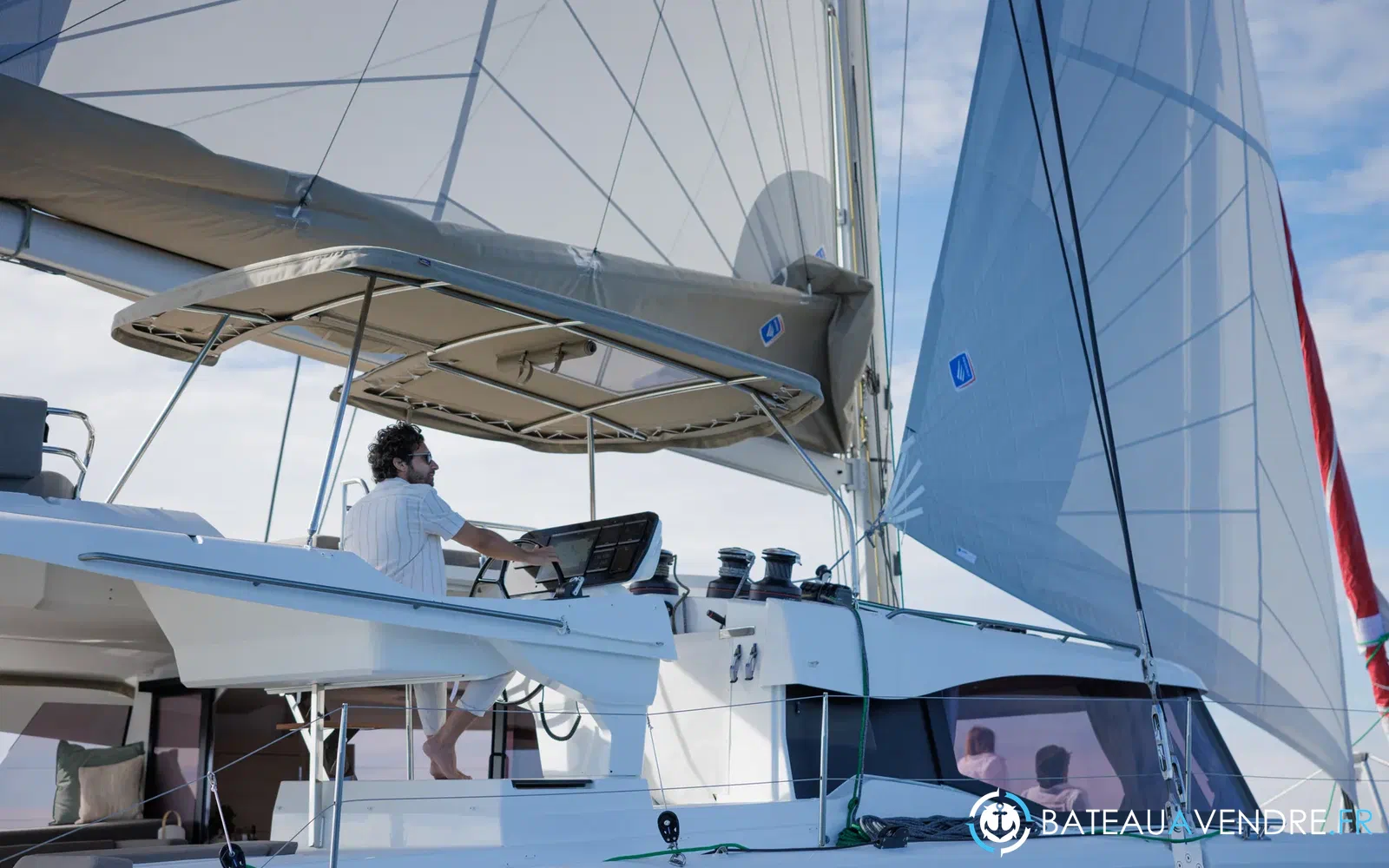 slider 2 Fountaine Pajot FP 48