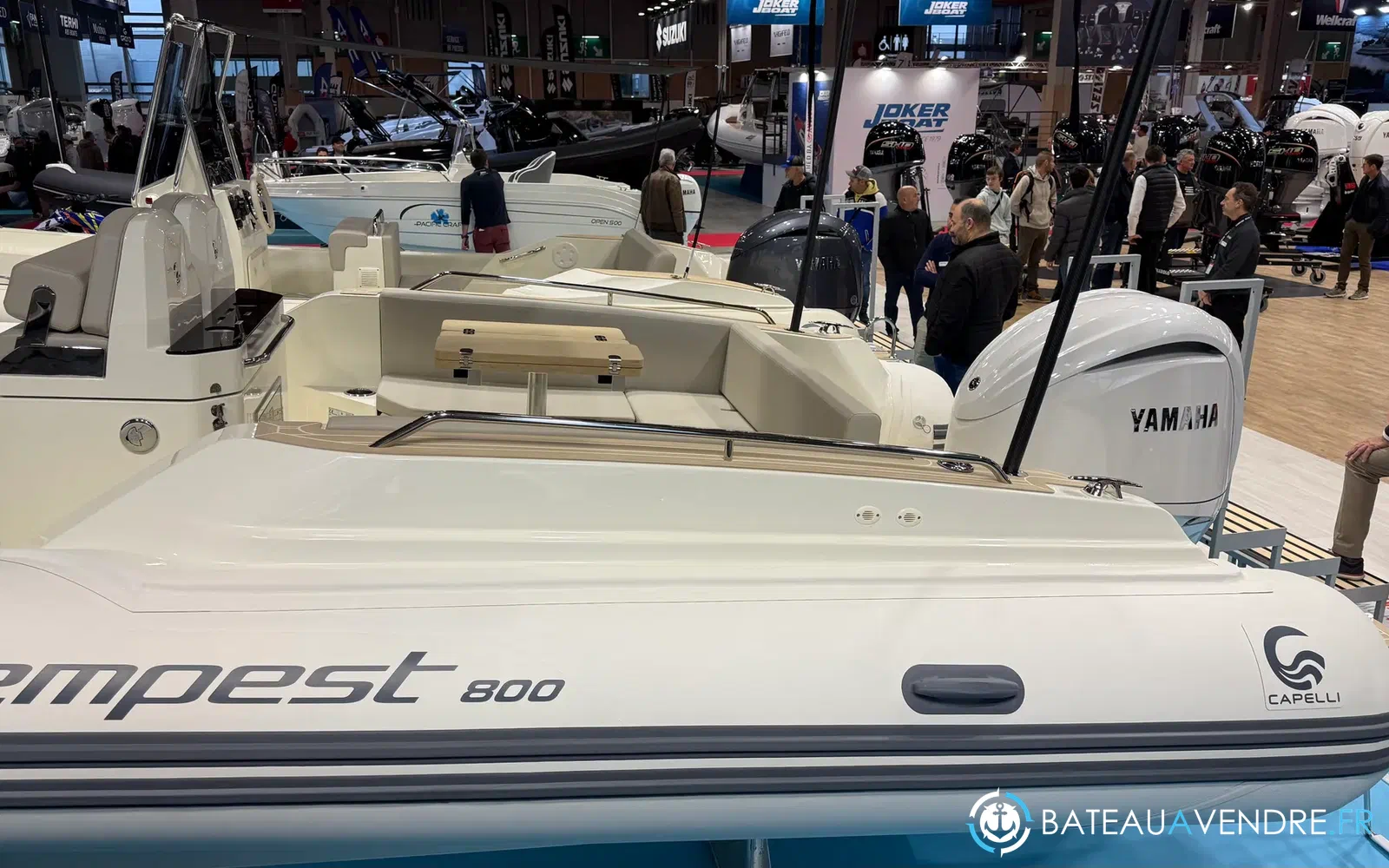 slider 4 Capelli Tempest 800