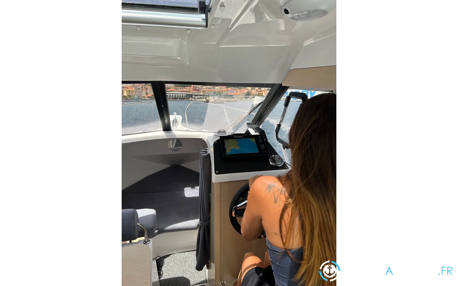 slider 4 B2 Marine 228 TOURING