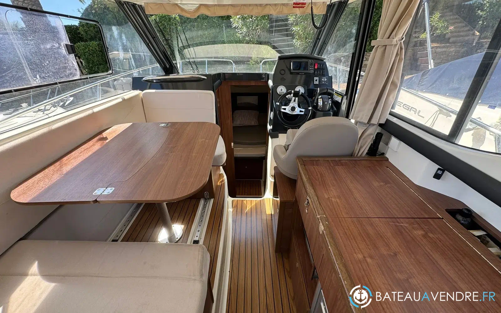 slider 3 Quicksilver Activ 855 Weekend