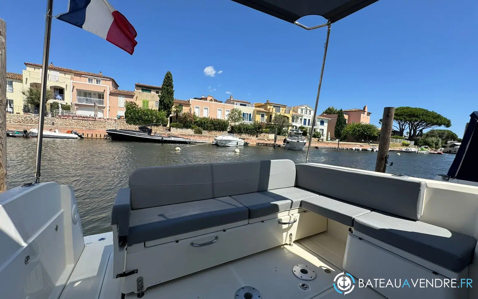 slider 6 Quicksilver Activ 855 Weekend