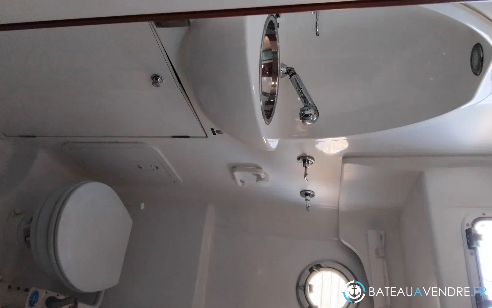 slider 18 Beneteau Swift Trawler 42