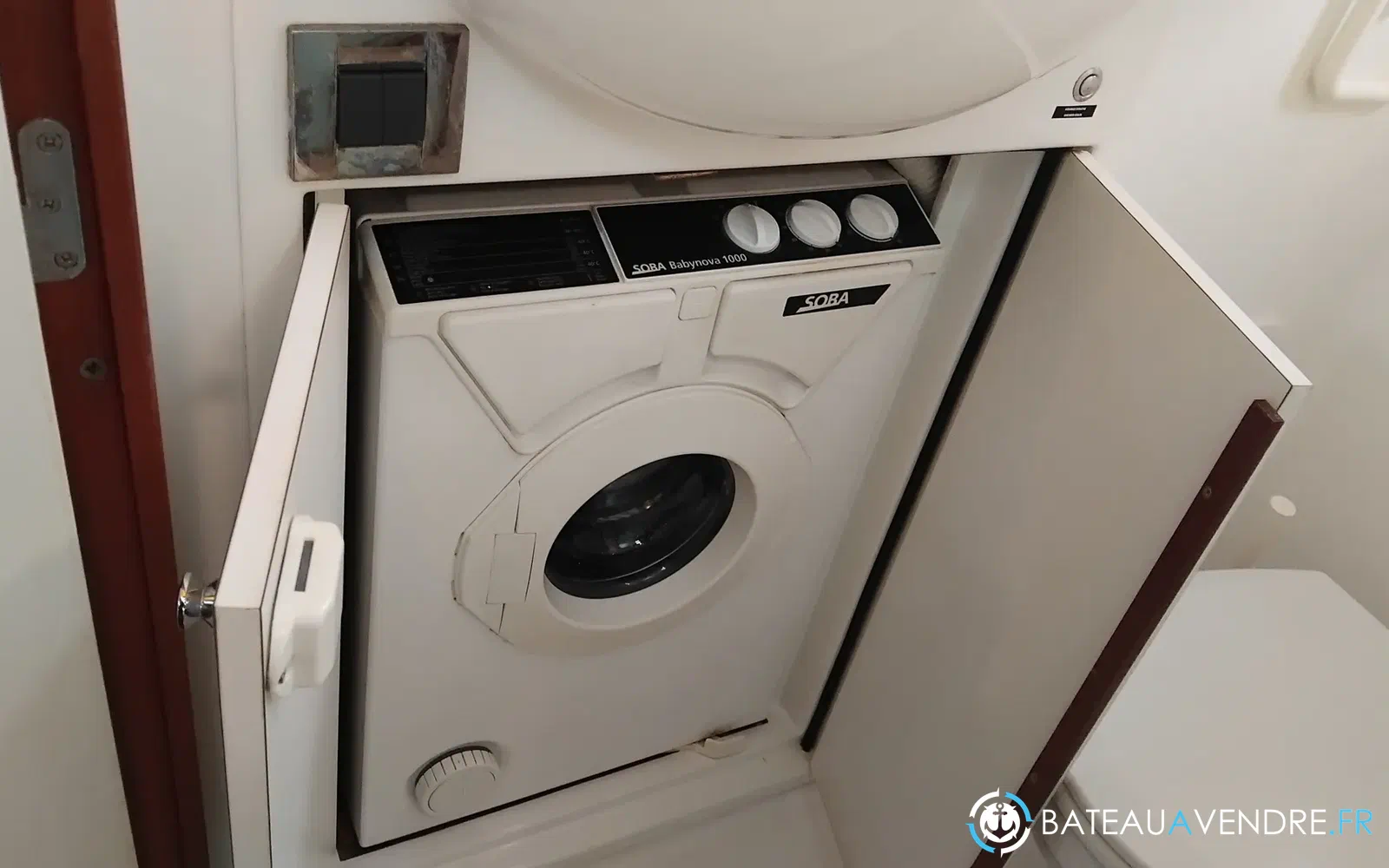 slider 21 Beneteau Swift Trawler 42