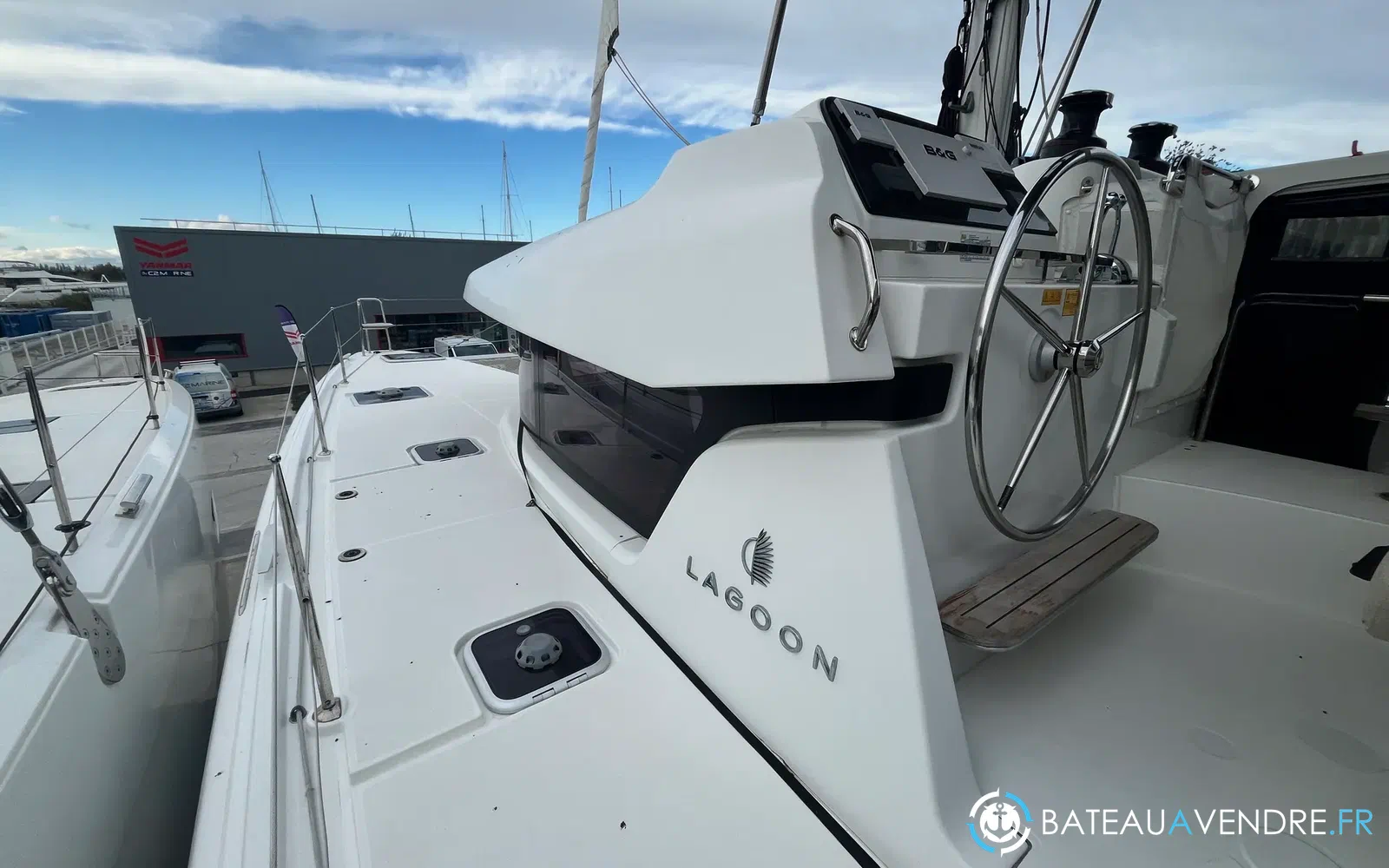 slider 3 Lagoon 42
