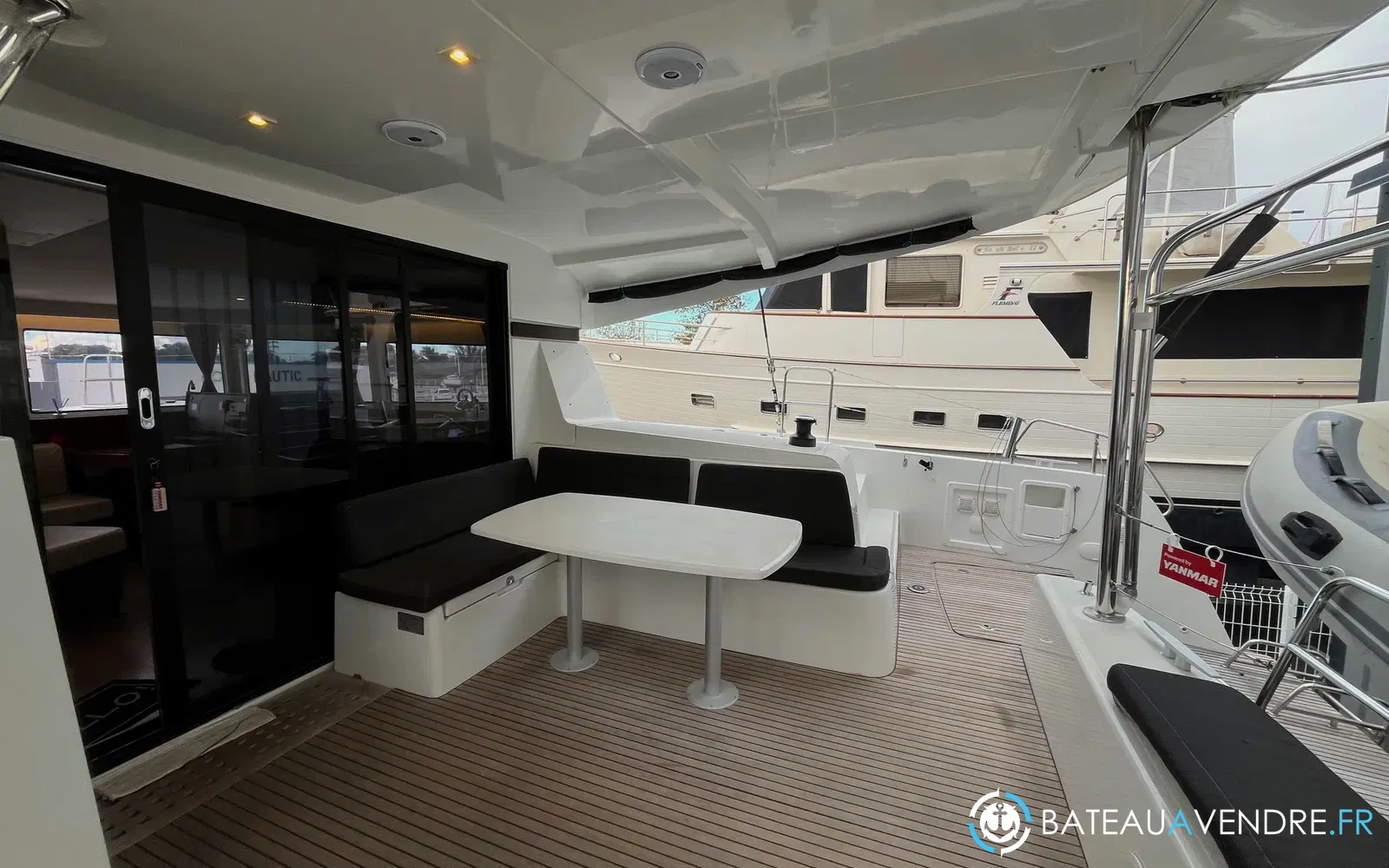slider 16 Lagoon 42