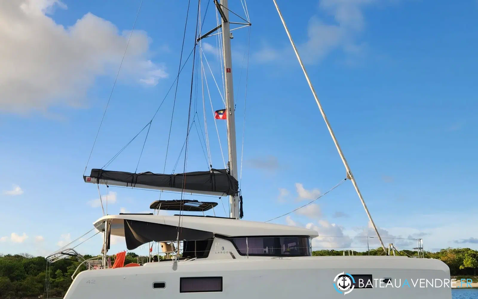 slider 23 Lagoon 42