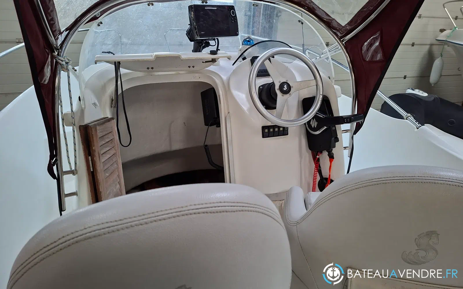 slider 4 Beneteau Flyer 650 Open