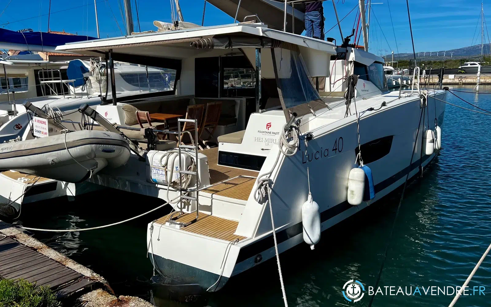 slider 1 Fountaine Pajot Lucia 40
