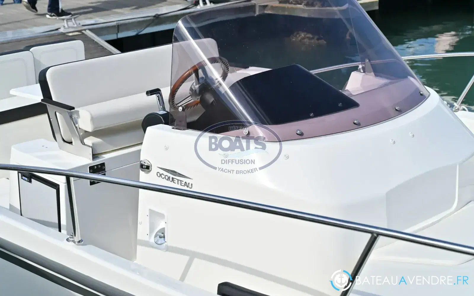 slider 4 Ocqueteau Abaco 710 Open