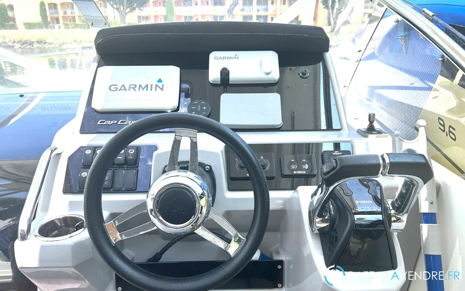 slider 13 Jeanneau Cap Camarat 9.0 WA