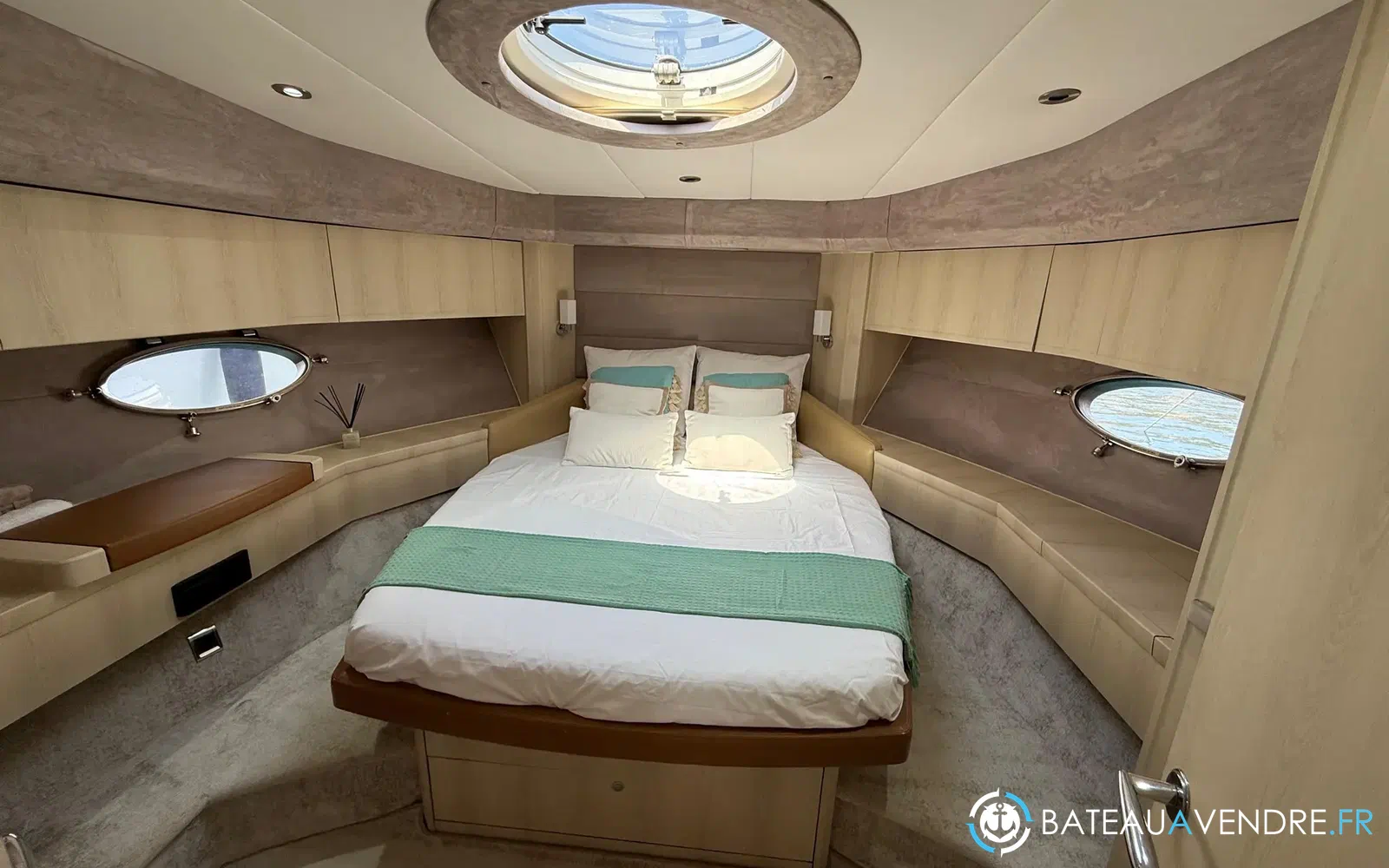 slider 38 Princess V70