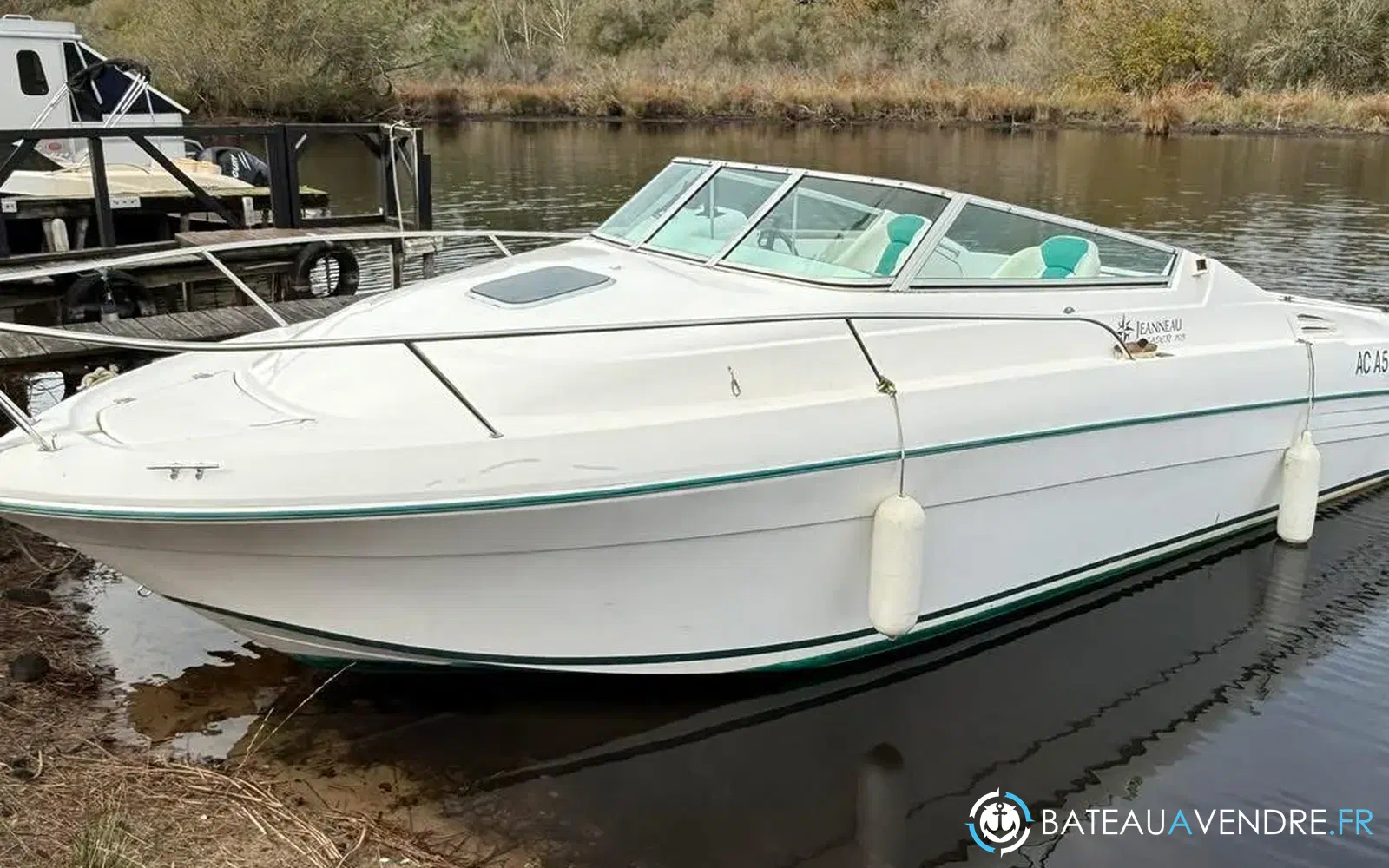 slider 0 Jeanneau Leader 705