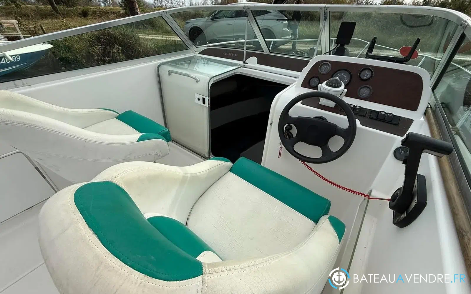 slider 5 Jeanneau Leader 705