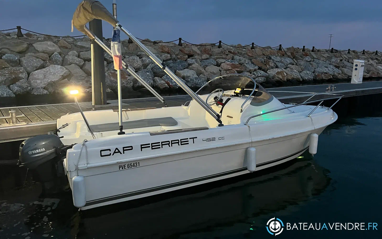 slider 11 B2 Marine Cap Ferret 452