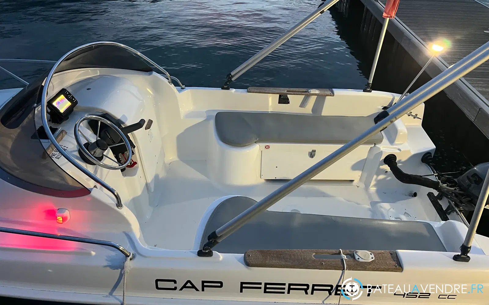 slider 9 B2 Marine Cap Ferret 452