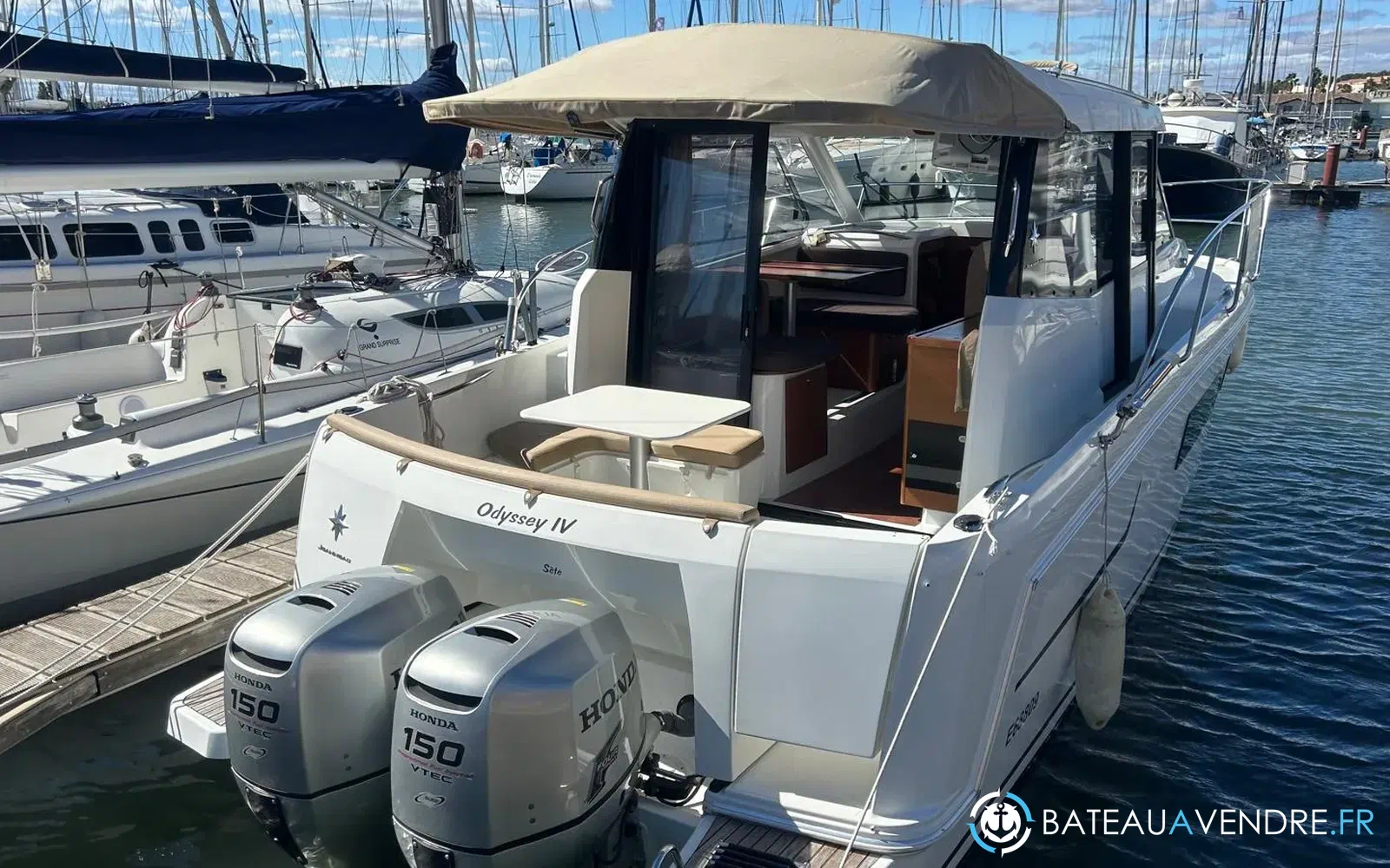slider 3 Jeanneau Merry Fisher 855