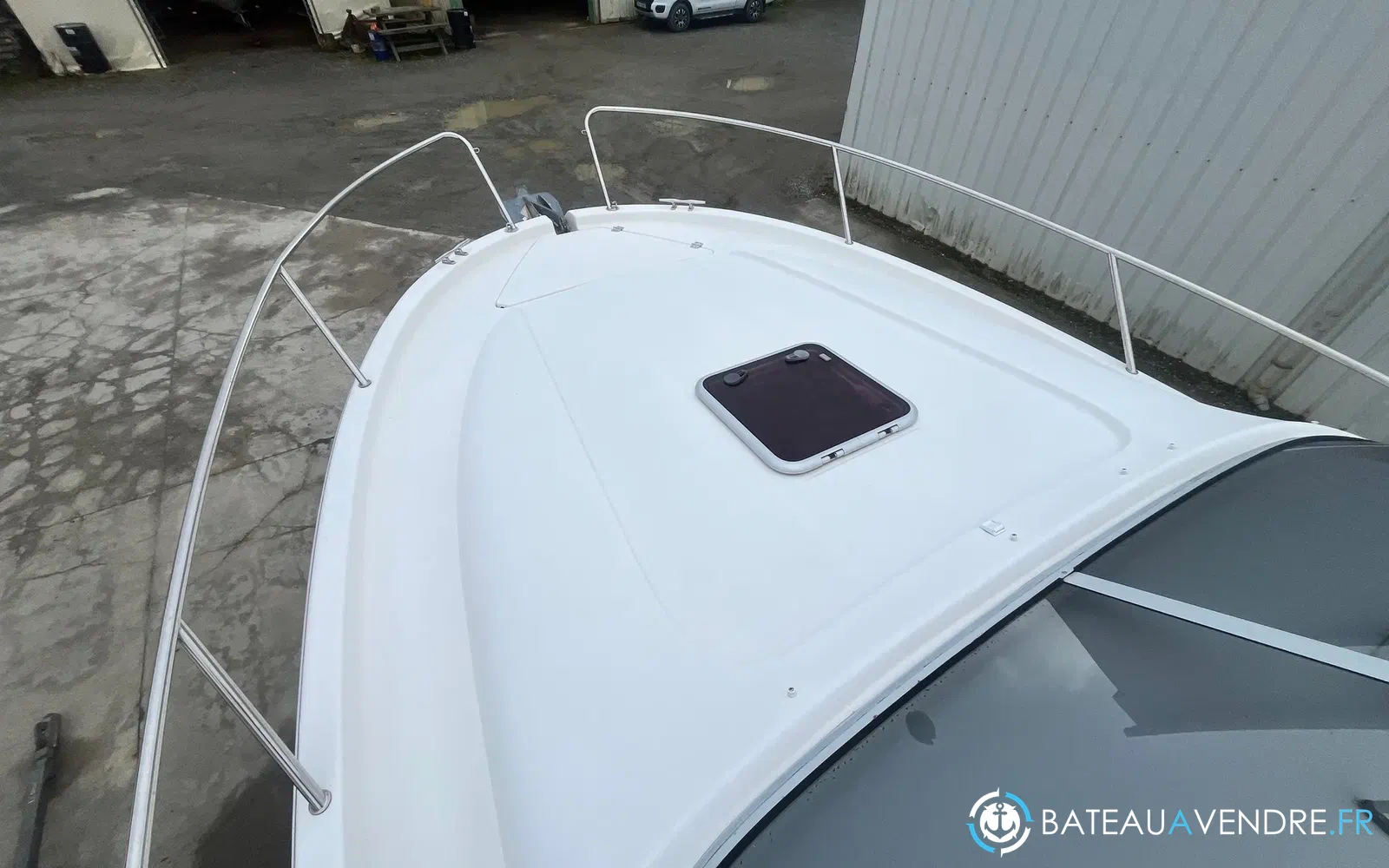 slider 10 Jeanneau Leader 805