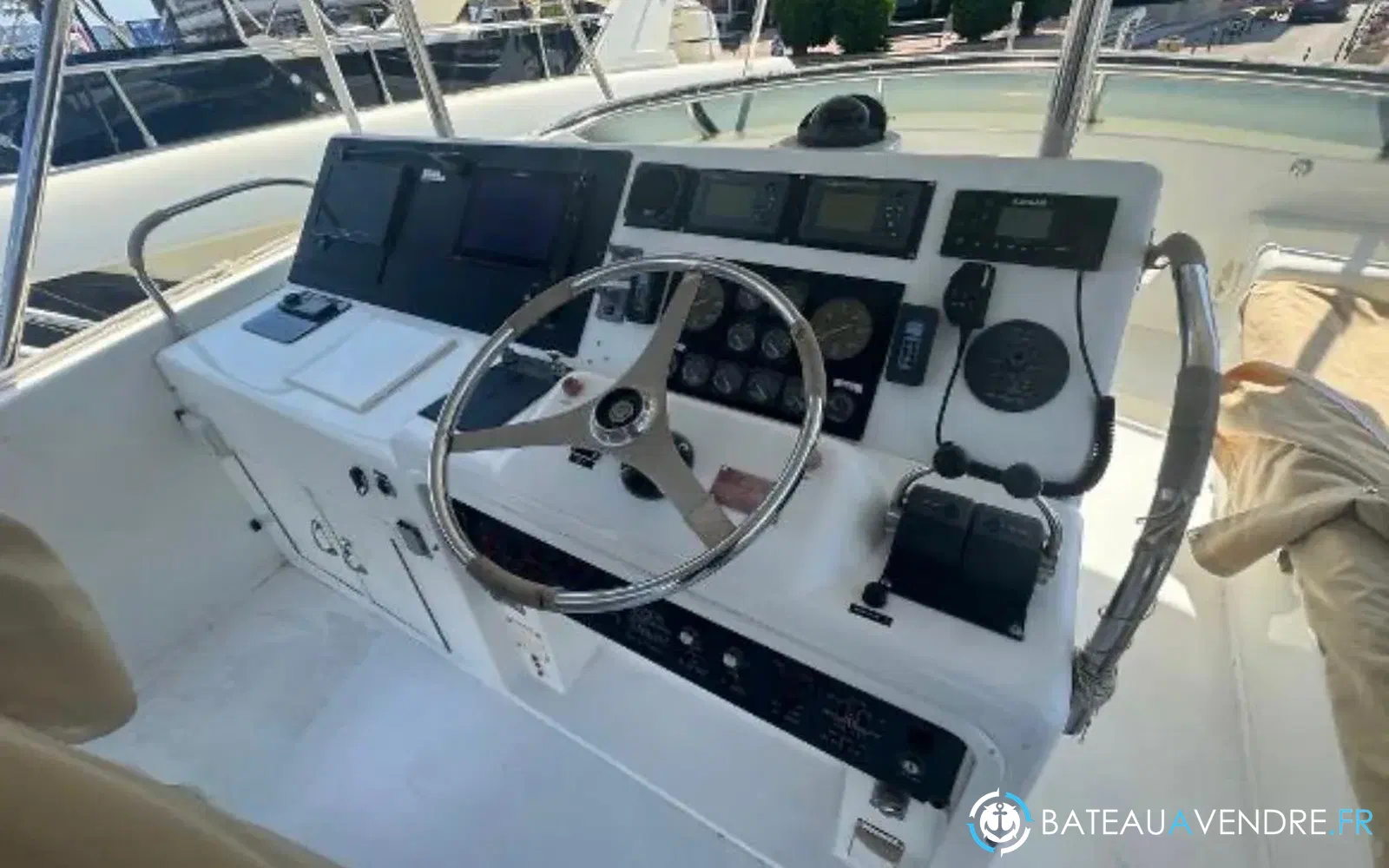 slider 9 Hatteras