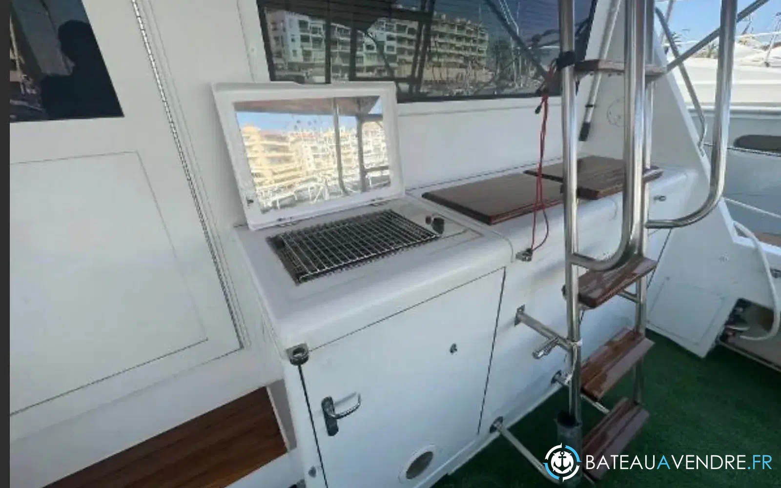 slider 5 Hatteras