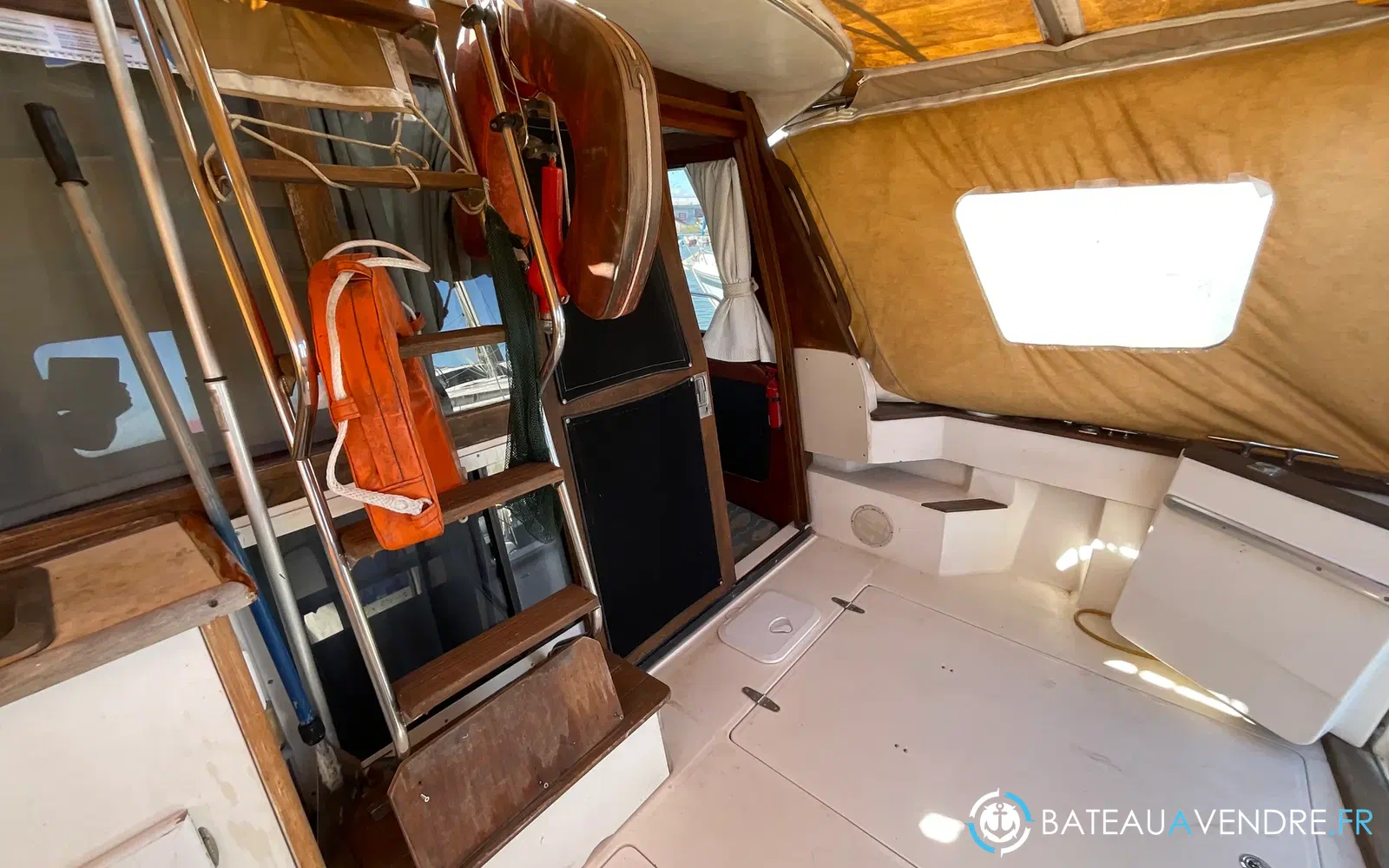 slider 11 Bayliner 3288 Fly