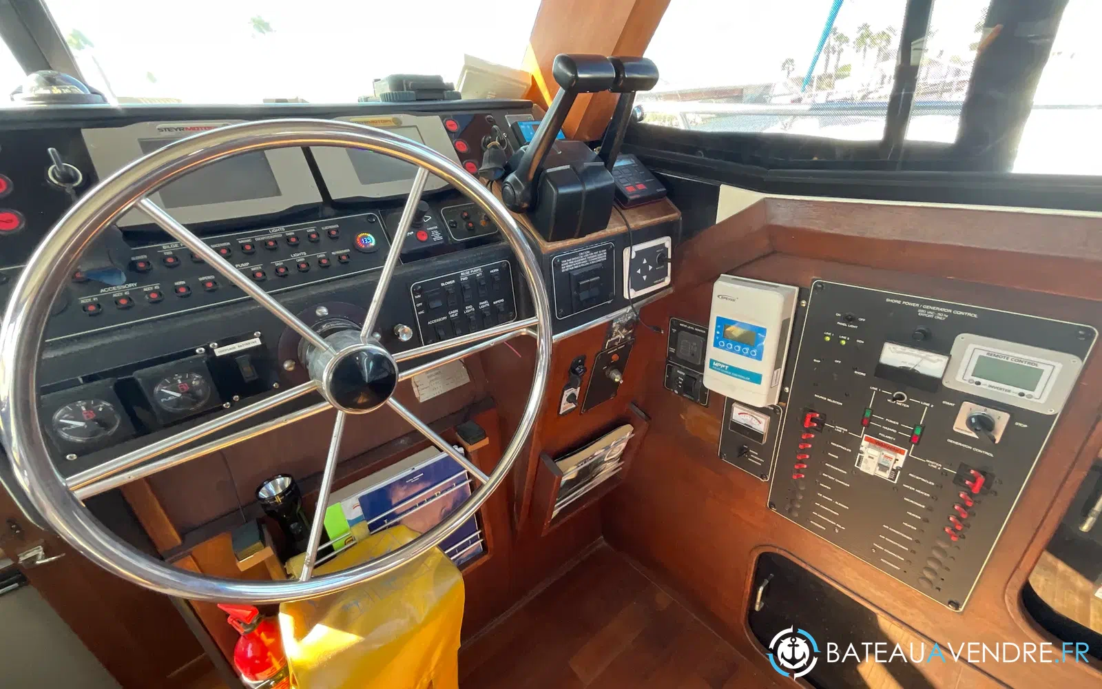 slider 14 Bayliner 3288 Fly