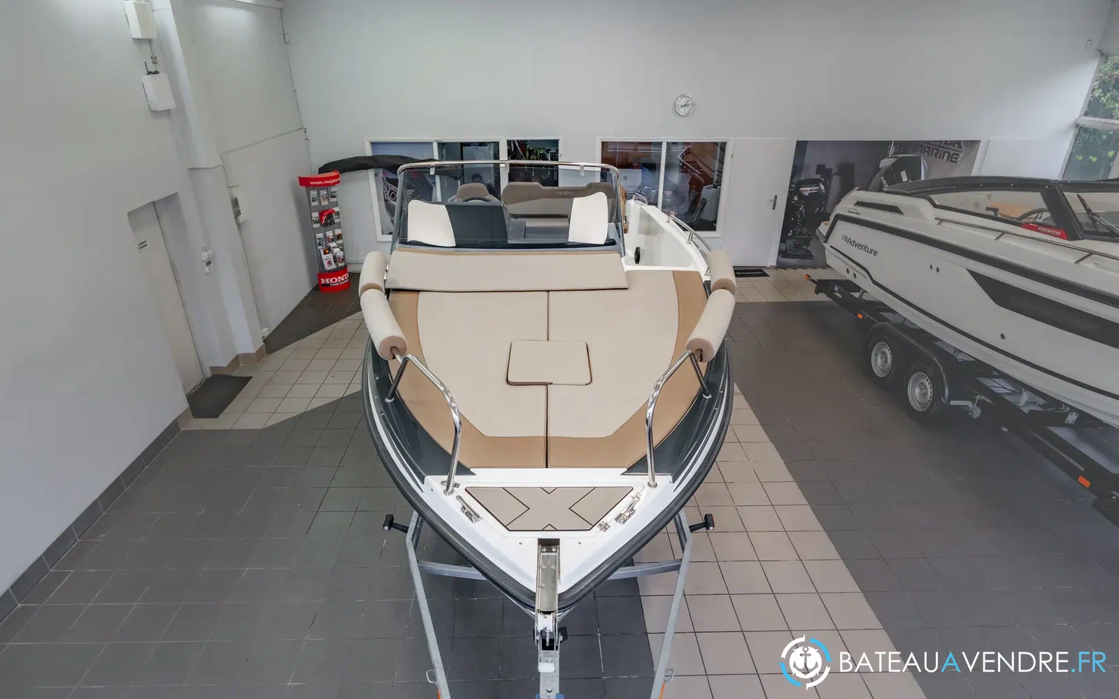 slider 24 Trident Marine 640 SUNDECK