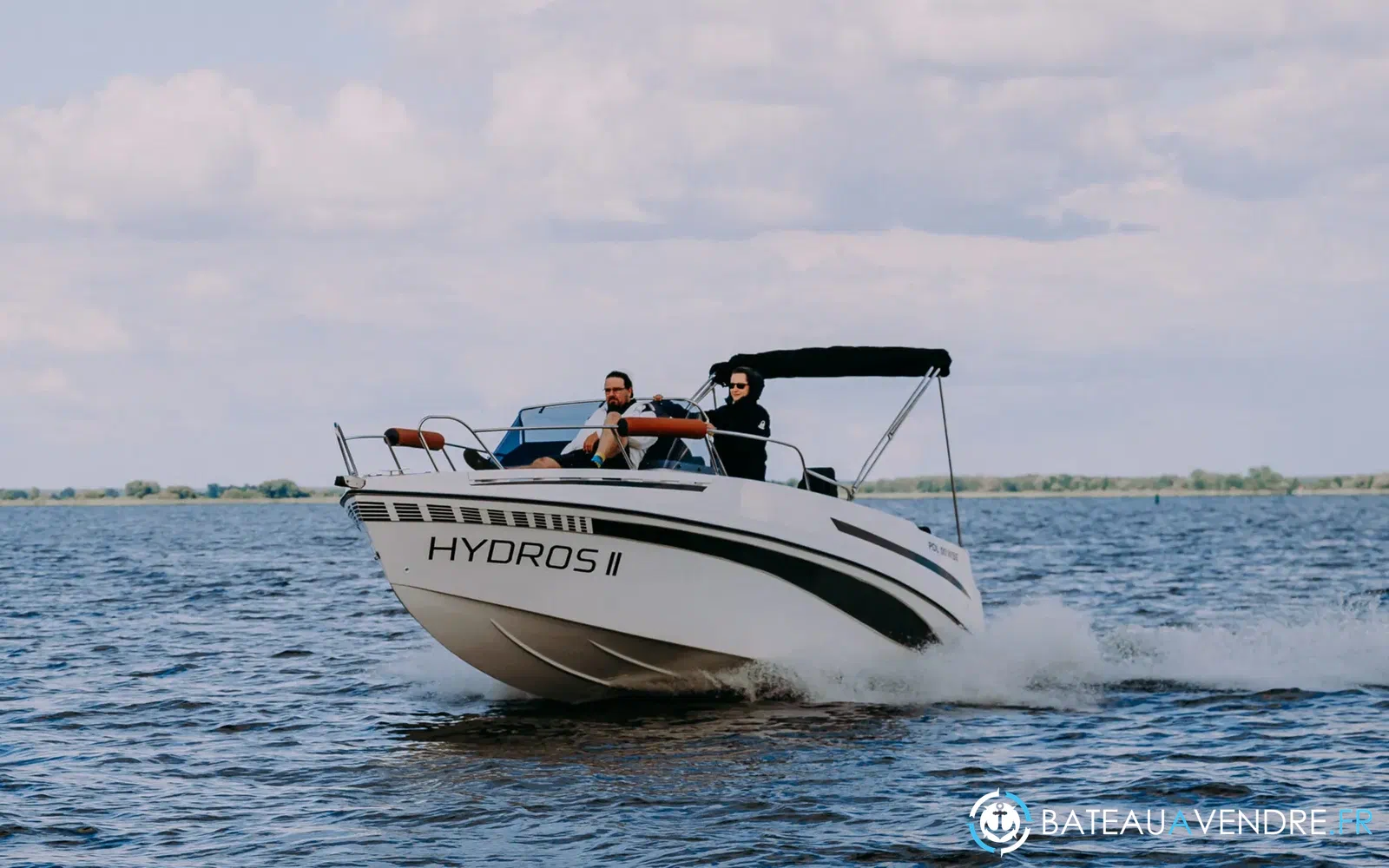 slider 37 Trident Marine 640 SUNDECK
