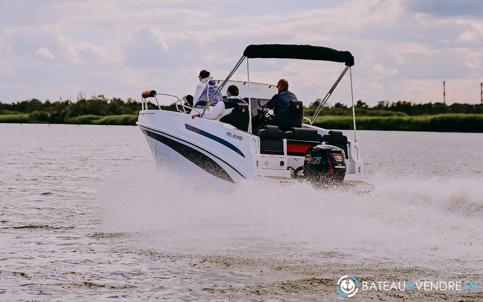 slider 38 Trident Marine 640 SUNDECK