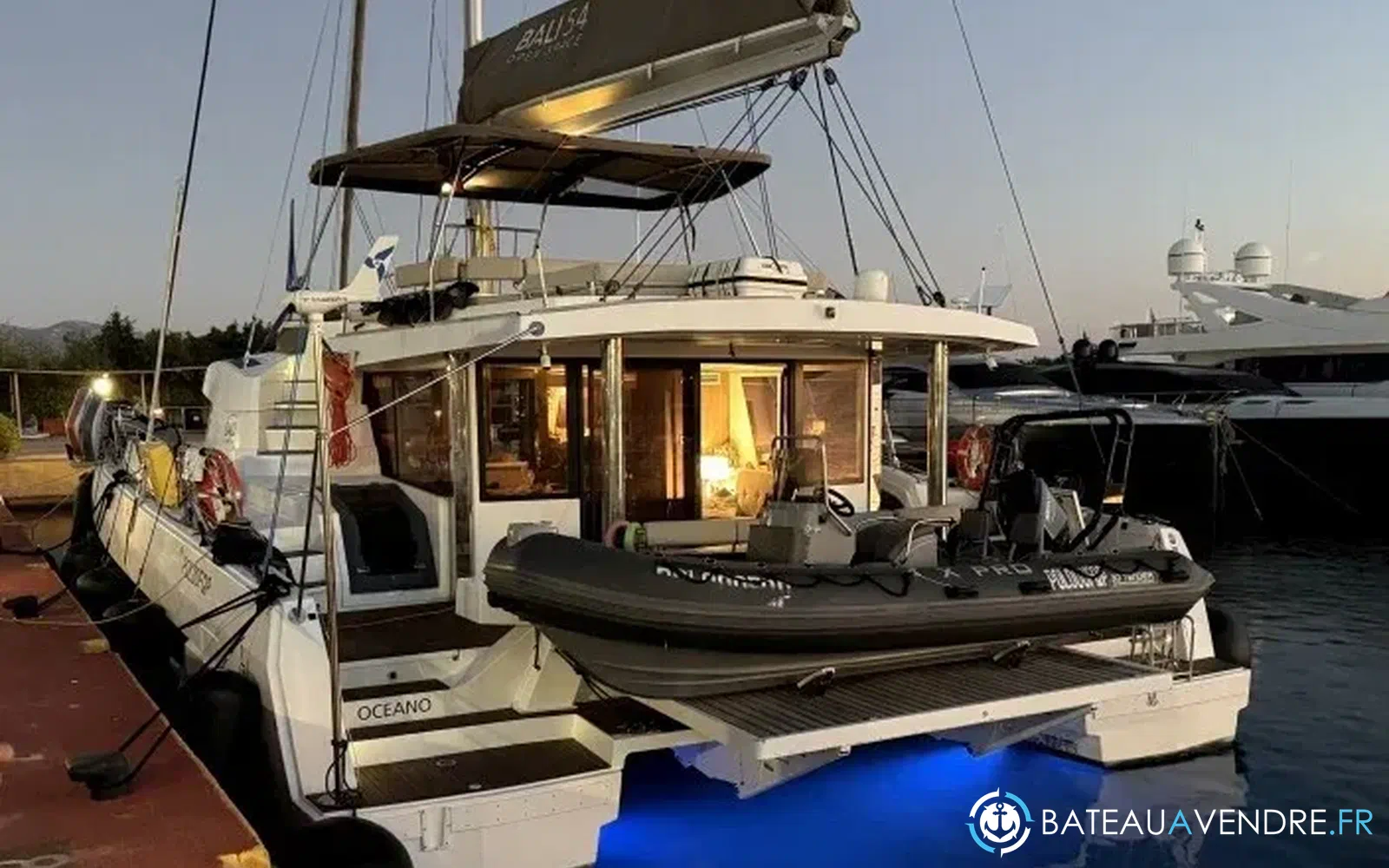 slider 1 Bali Catamarans Bali 5.4