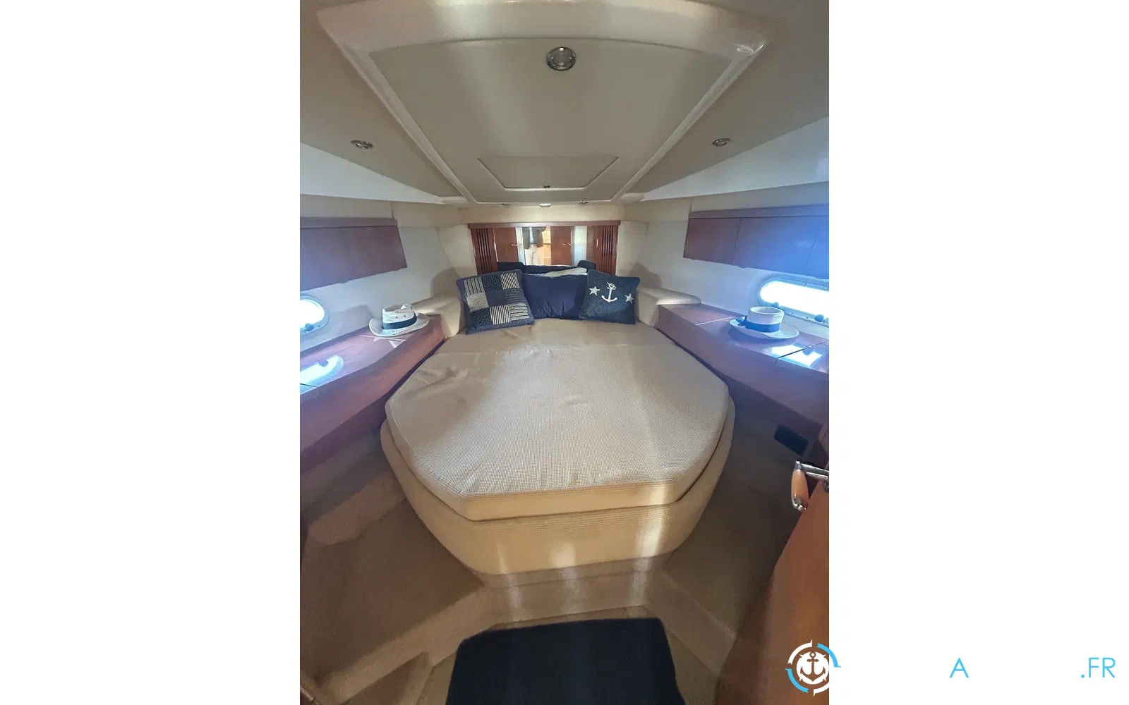 slider 9 Sealine F 34