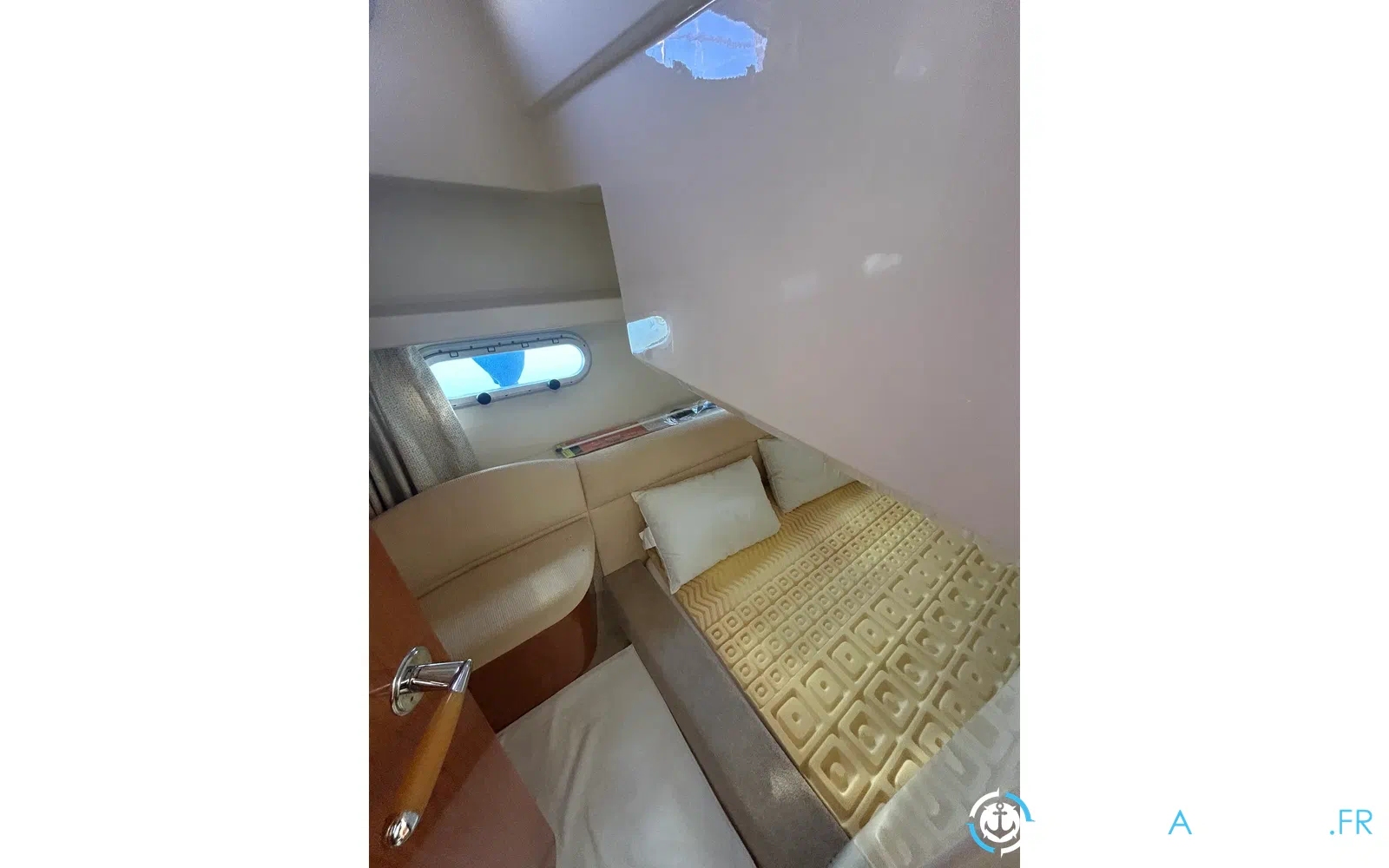 slider 11 Sealine F 34