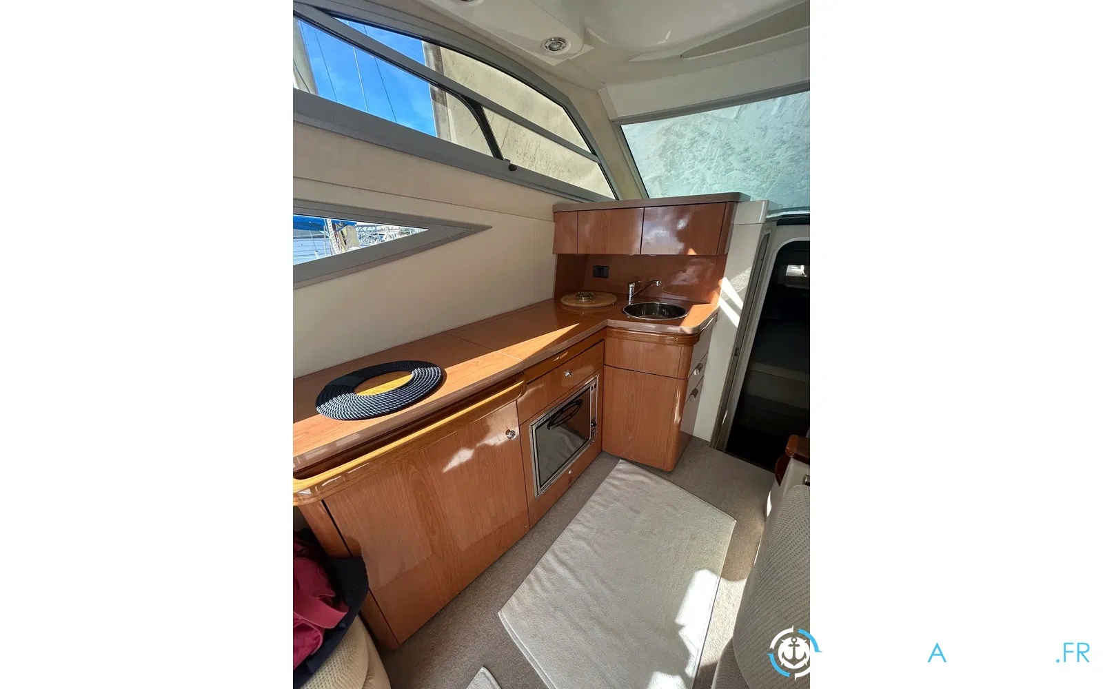 slider 19 Sealine F 34