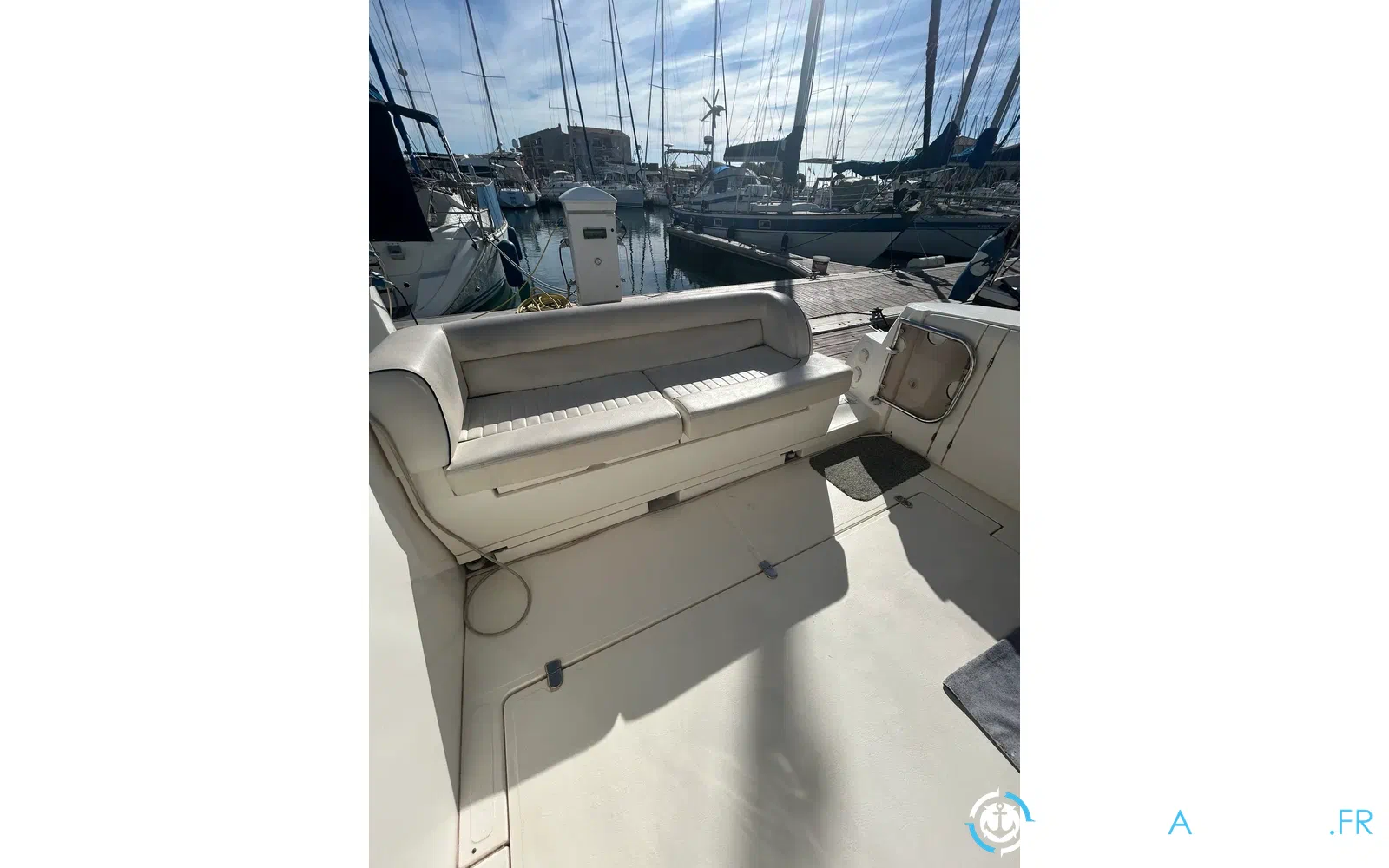 slider 26 Sealine F 34