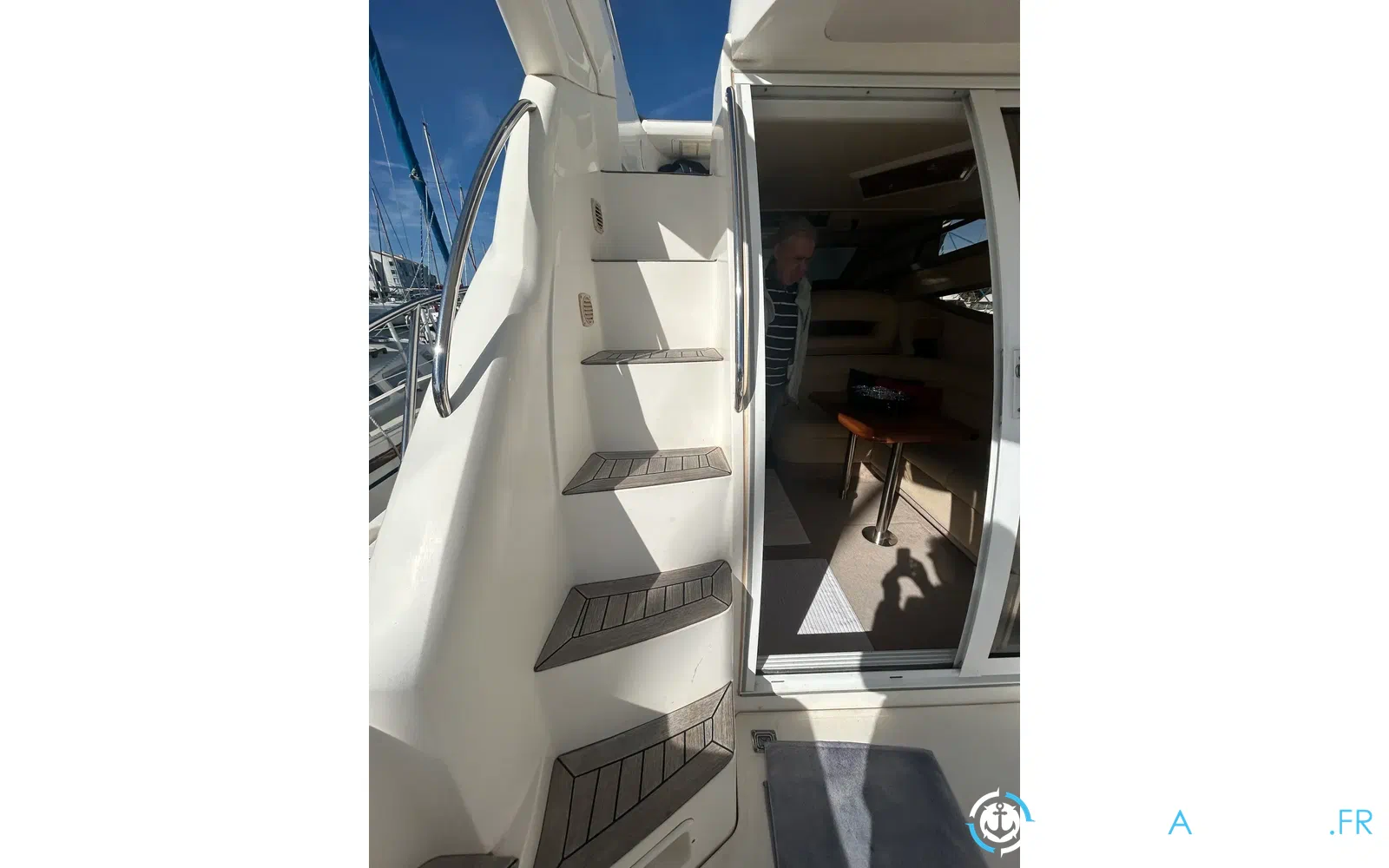 slider 27 Sealine F 34