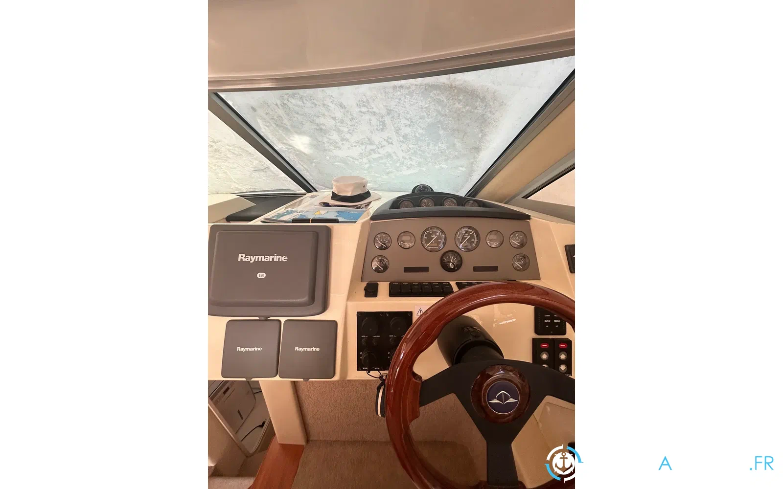 slider 5 Sealine F 34