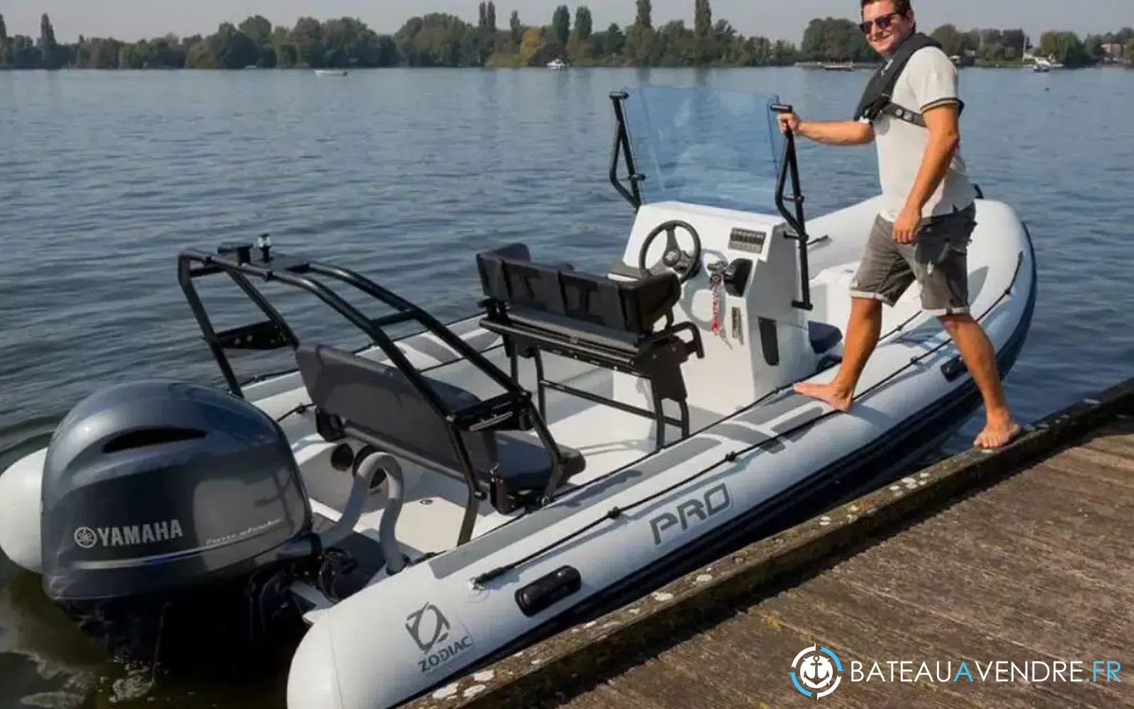 slider 0 Zodiac Yachtline
