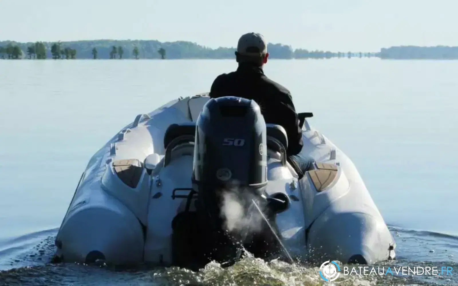 slider 1 Zodiac YACHTLINE 440