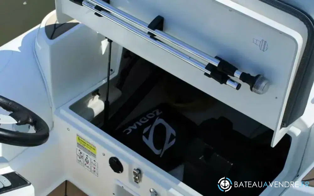 Zodiac Yachtline  photo 3