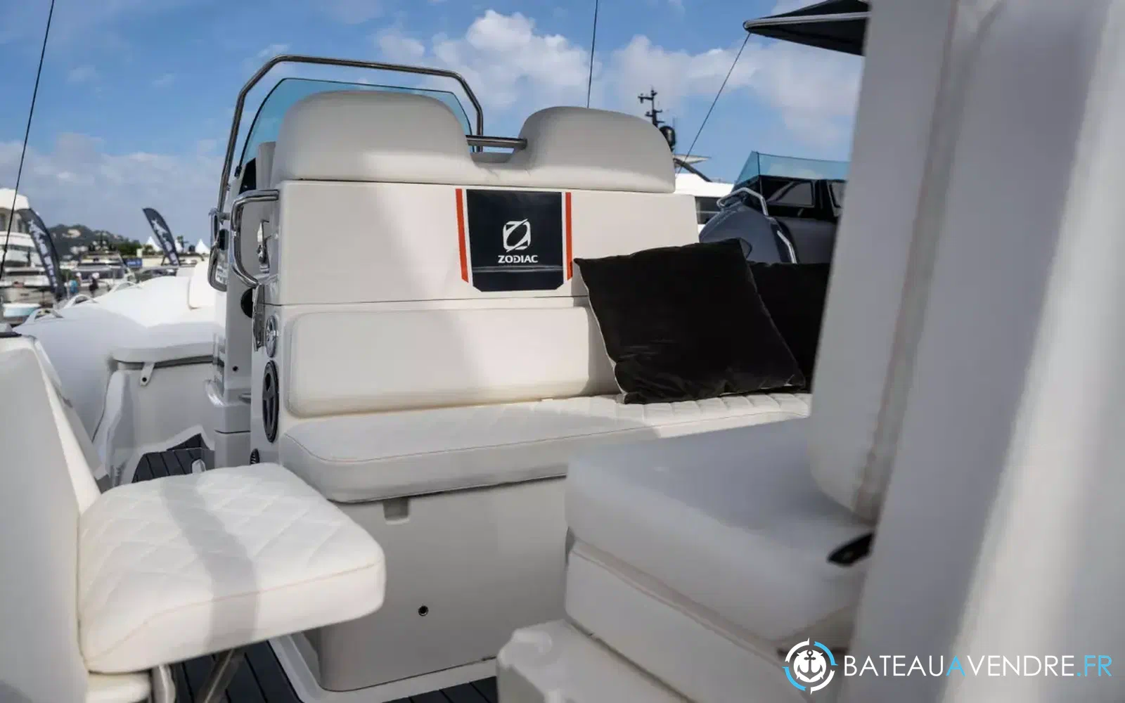 slider 1 Zodiac Medline 7.5 GT