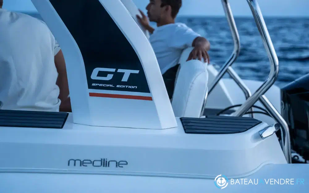 Zodiac Medline 7.5 GT  photo 3