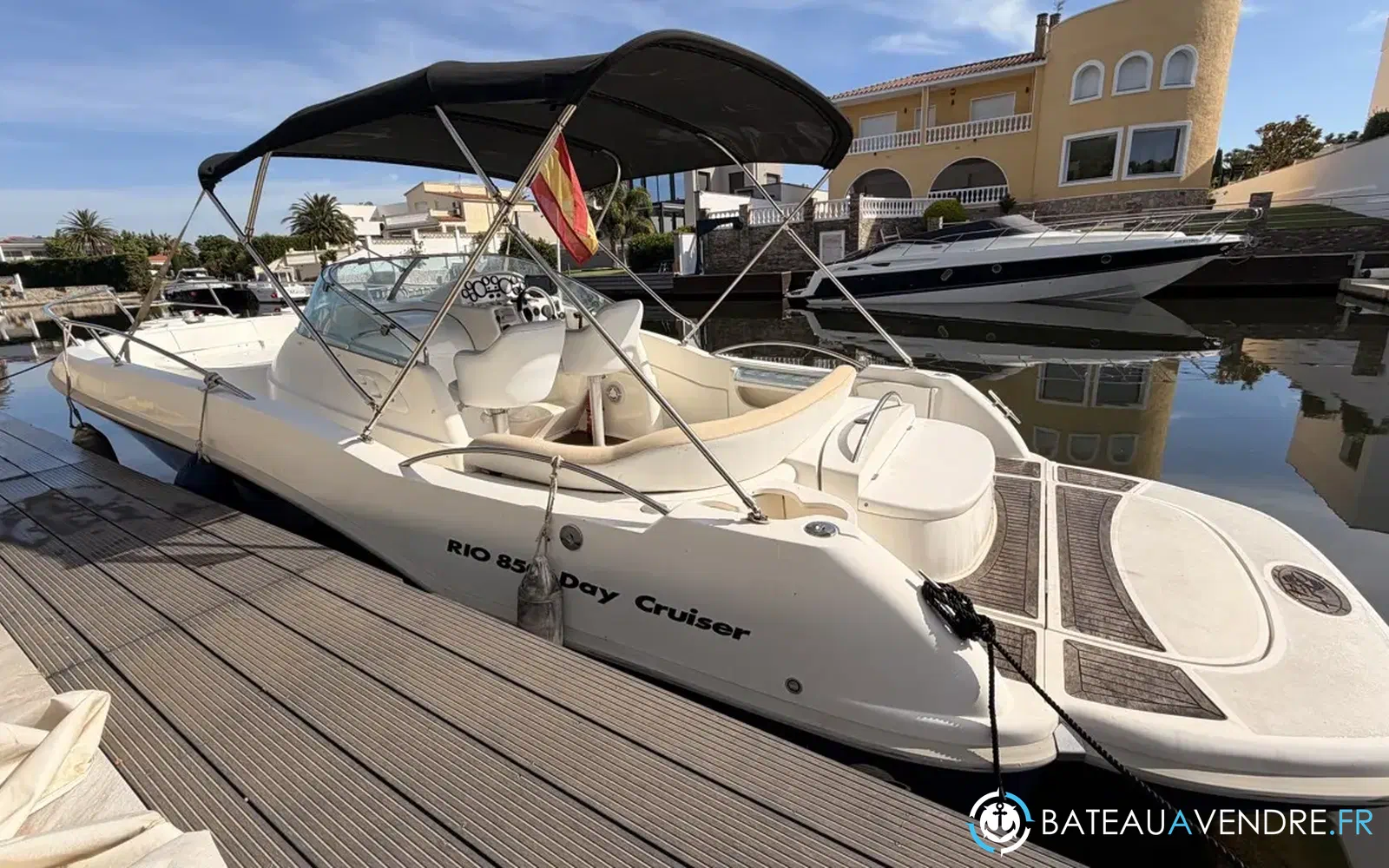 slider 0 Rio 850 Day Cruiser