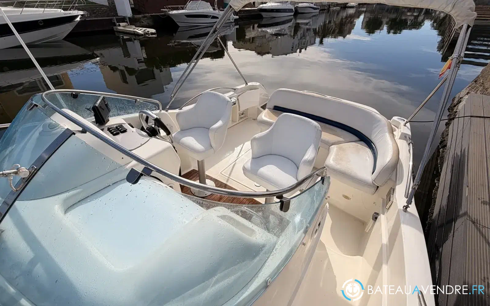 slider 20 Rio 850 Day Cruiser