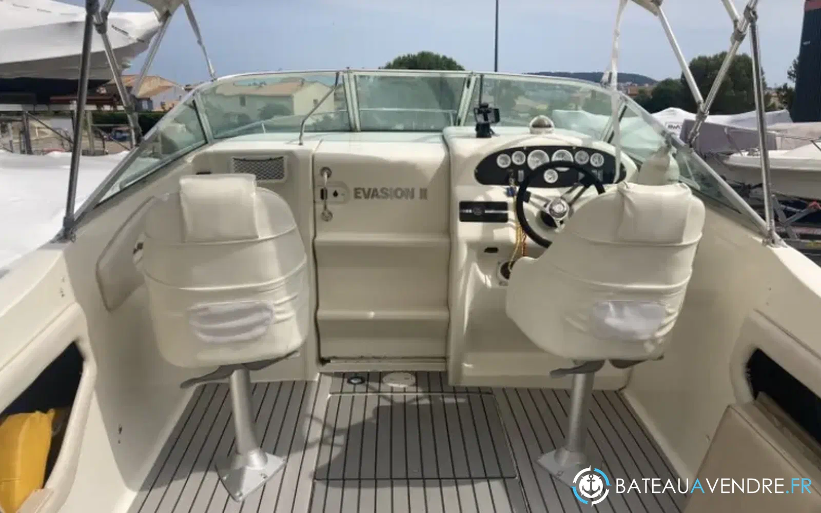 slider 2 Sea Ray 210