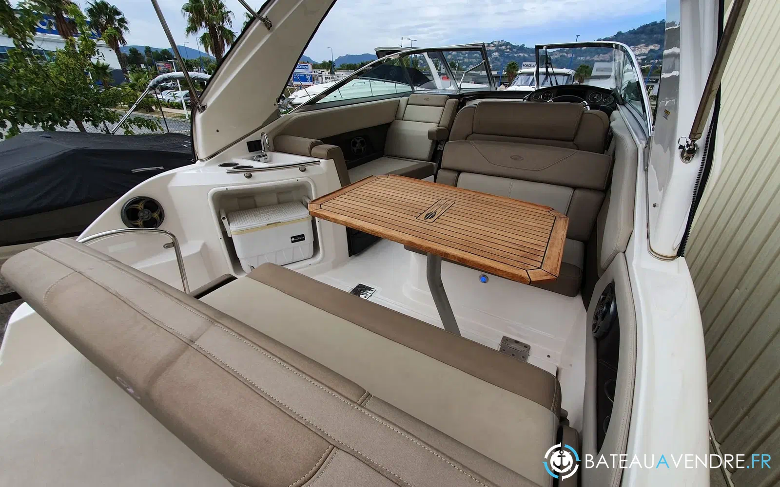slider 5 Regal 28 Express